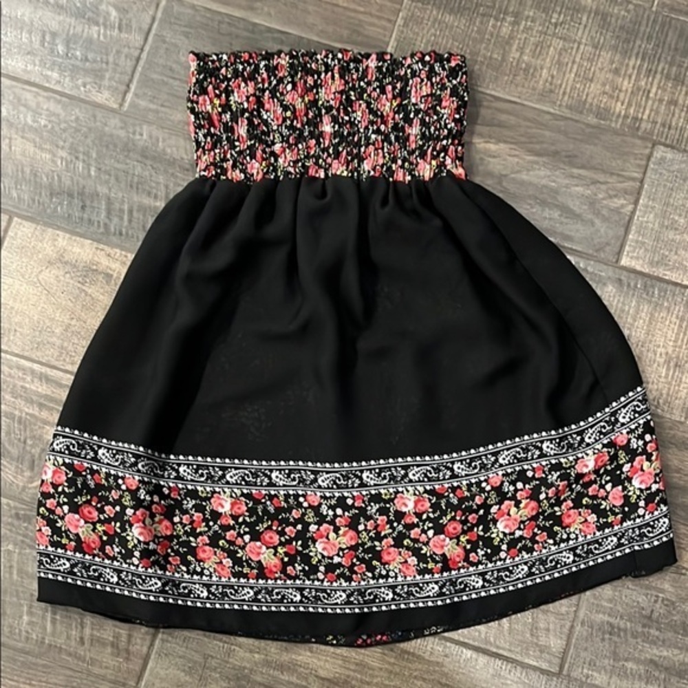 Fire Los Angeles Floral and Black Y2K Tube Dress Sz M